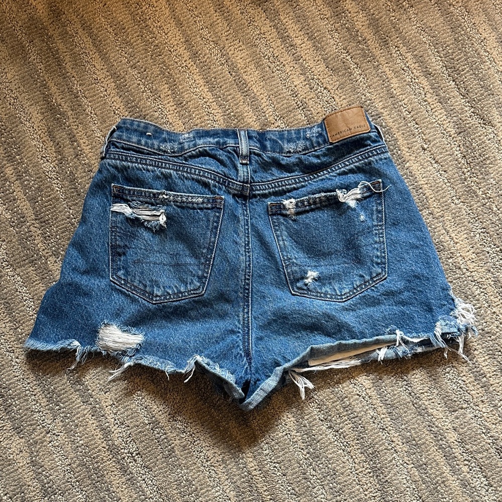 American Eagle Outfitters Blue Ripped Mom Shorts - Picture 2 of 5